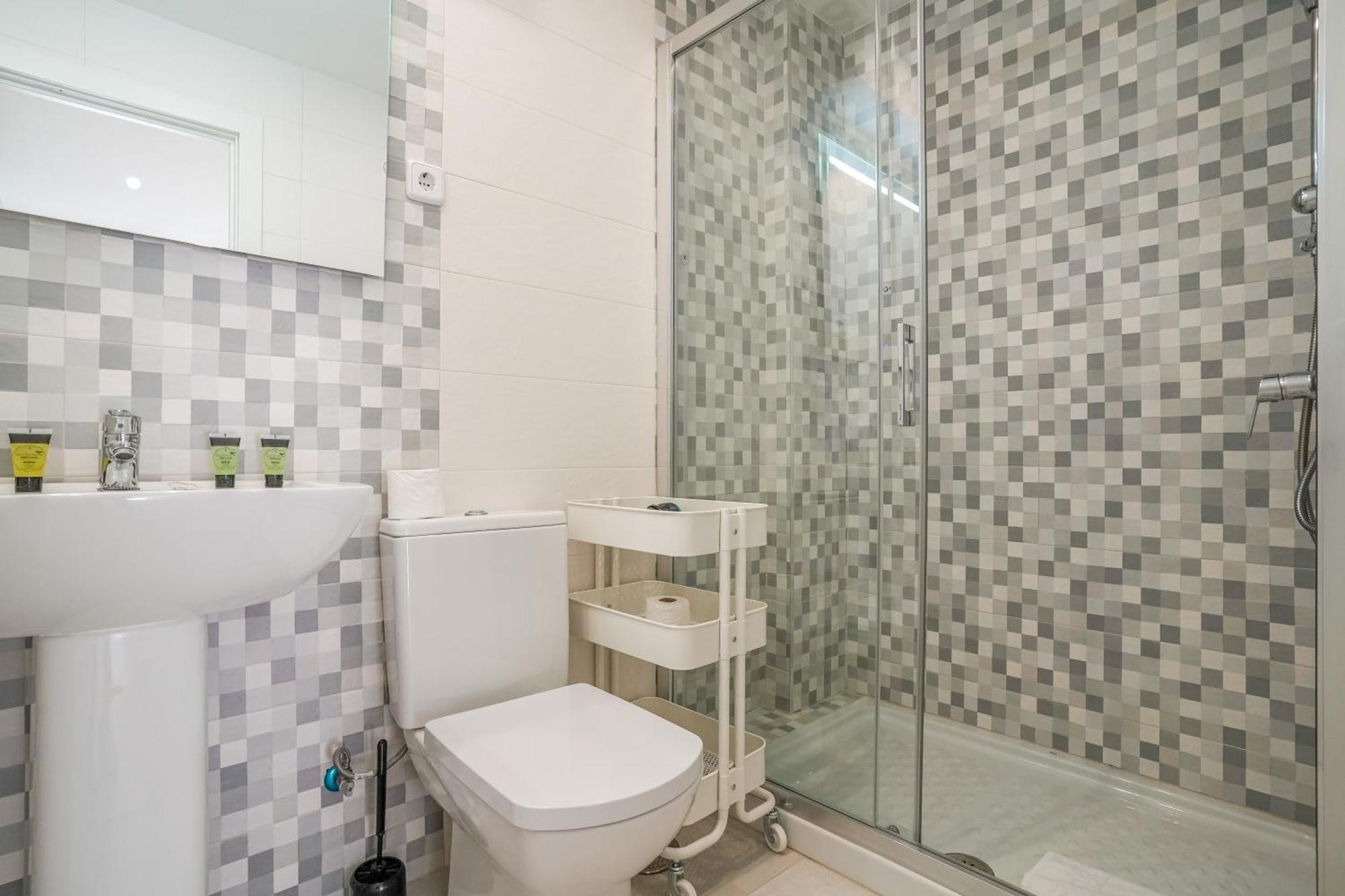 Modern Duplex-2Bedrooms 1.5Baths-Delicias Madrid Exterior photo